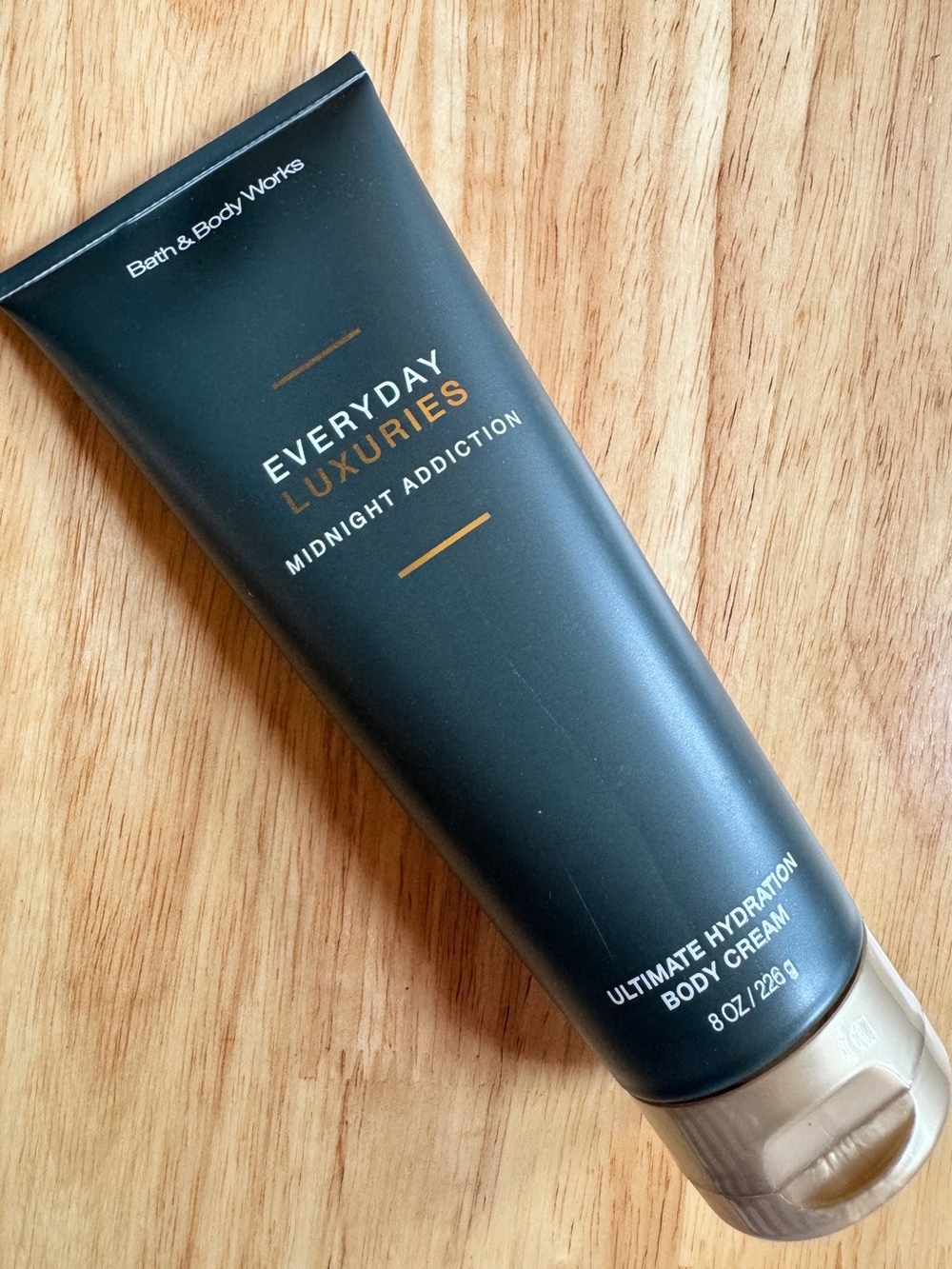 Bath & Body Works Everyday Luxuries Midnight Addiction - Black & Gold